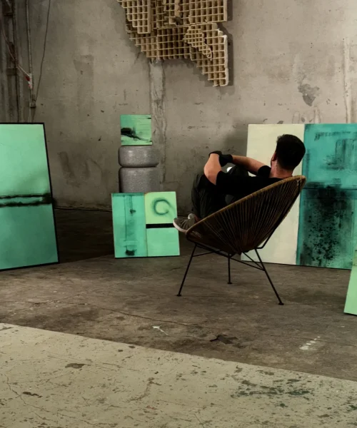 DeTomas-Aurora-Canvas5_web